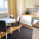 Hhh Hideaway In Helsinki, Free Parking, Close To Lauttasaari Metro هلسنكي