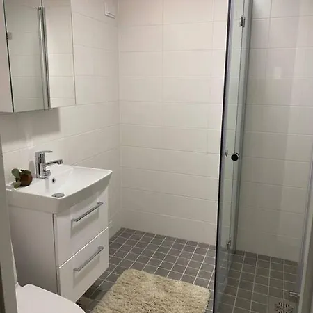 Lauttasaari Top Hideaway In Helsinki With Own Parking דירה