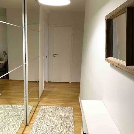 Huoneisto Lauttasaari Hideaway In Helsinki, Free Parking *