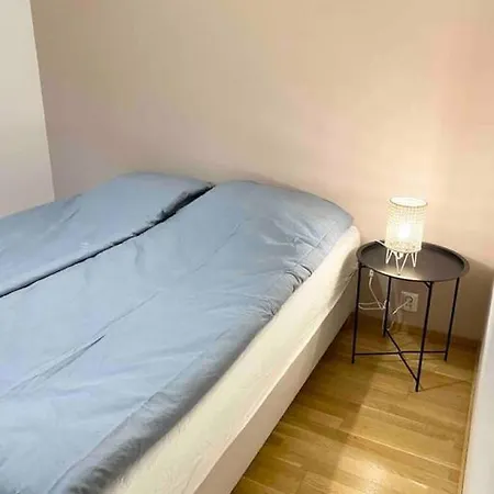 Lauttasaari Hideaway In Helsinki, Free Parking *