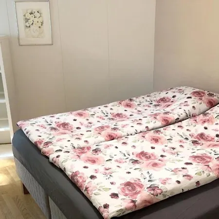 Hhh Hideaway In Helsinki, Free Parking, Close To Lauttasaari Metro דירה הלסינקי