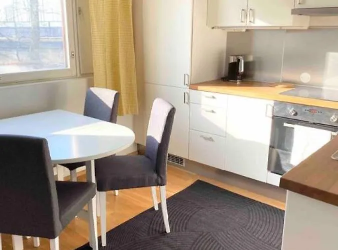 Hhh Hideaway In Helsinki, Free Parking, Close To Lauttasaari Metro Helsinky